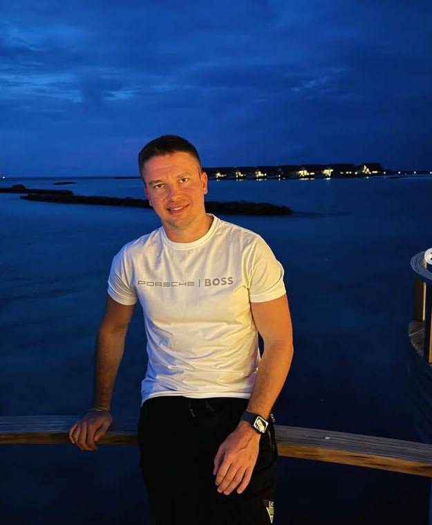 Арман  Нарутов